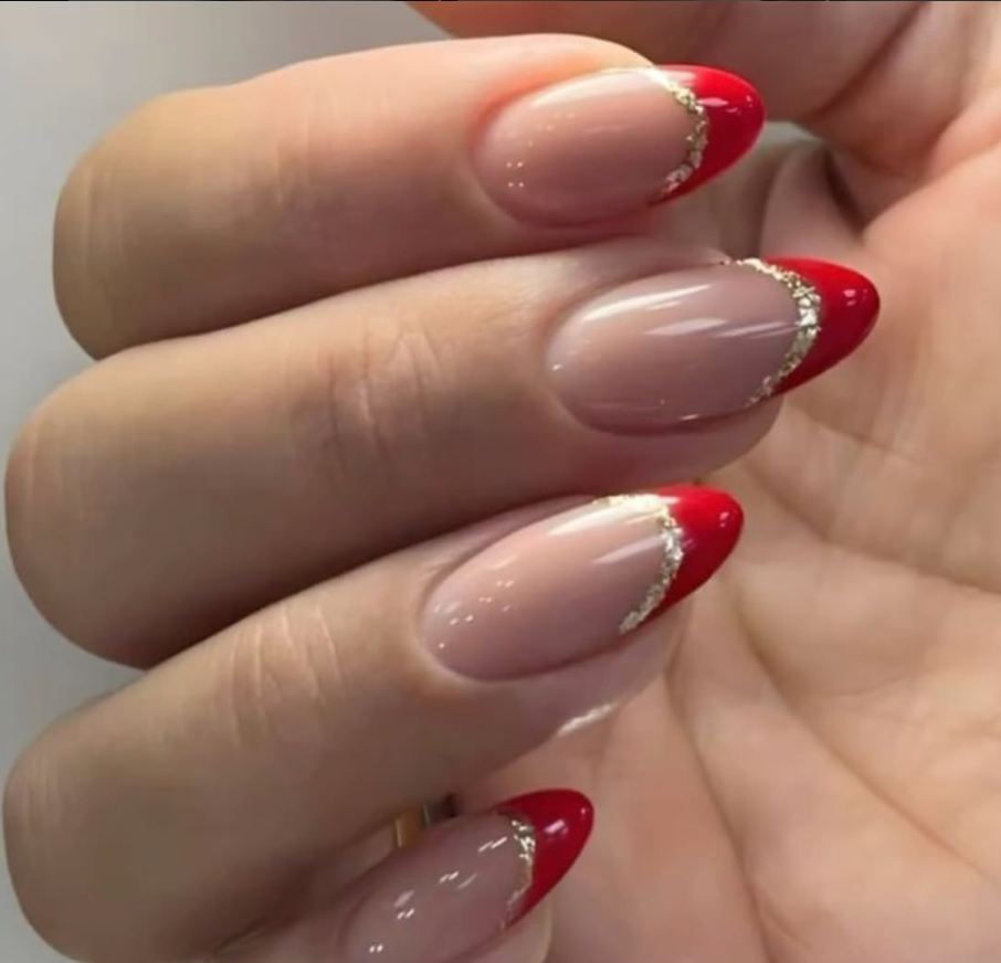 Francesinha vermelha com glitter dourado